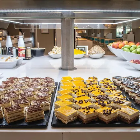 Roquetas El Palmeral By Pierre & فندق روكيتاس ذي مار